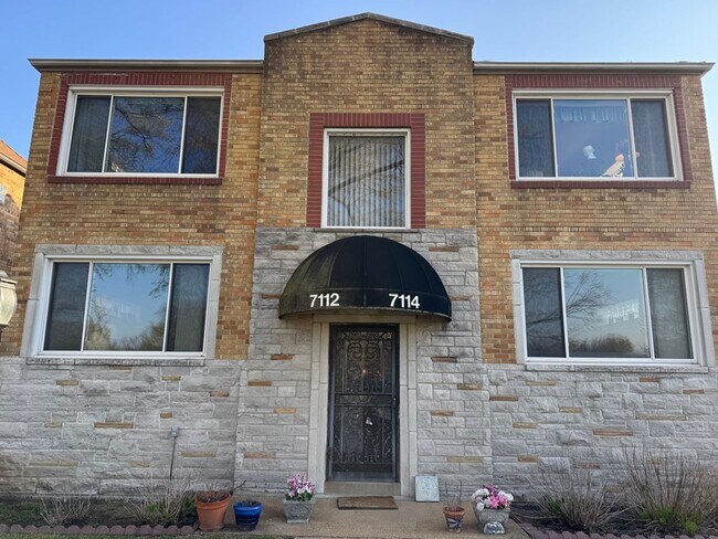 Foto del edificio - 7112-7114 Jamieson