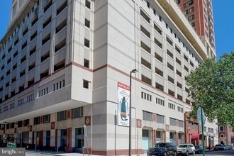 Building Photo - 414 Water St