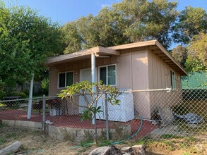 Building Photo - 3700 Linda Vista Dr
