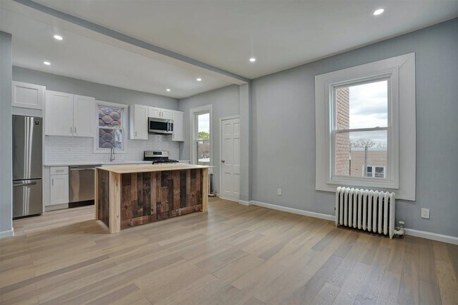 Foto del edificio - 317 4th St