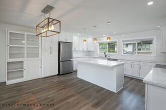 Building Photo - 45-024 Oopuhue Pl