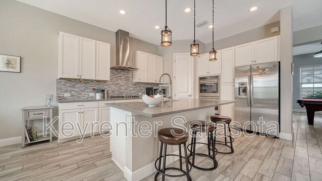 Building Photo - 6325 Rivo Lks Blvd