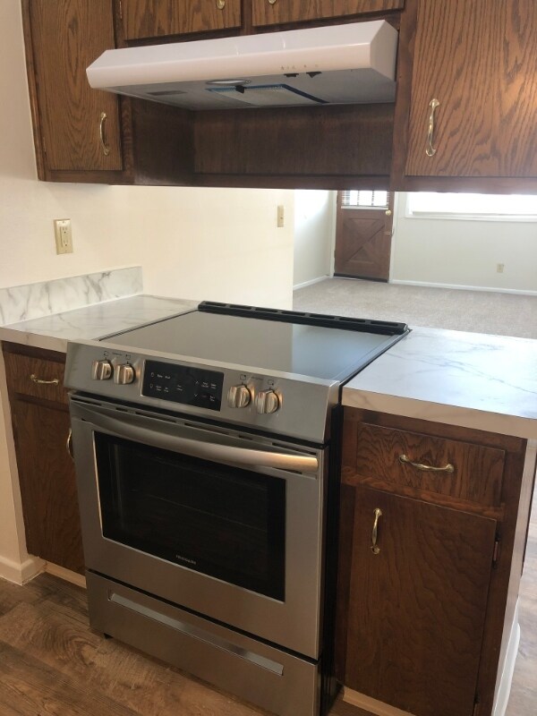 Foto del edificio - 2021 NW hickory Ln