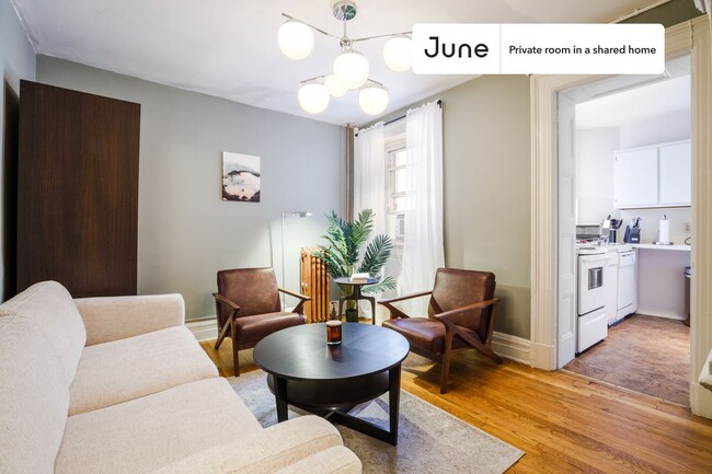 Building Photo - Private bedroom in 4 bed/1 bath Home