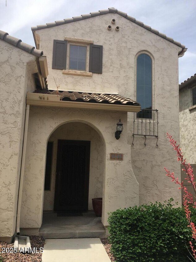 Foto principal - 2143 W Le Marche Ave