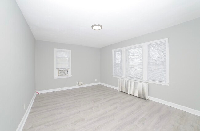 Foto del edificio - 1817 18th St SE