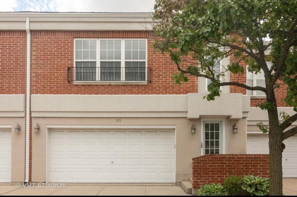 379 Town Pl Cir, Buffalo Grove, IL 60089 Townhome Rentals in Buffalo