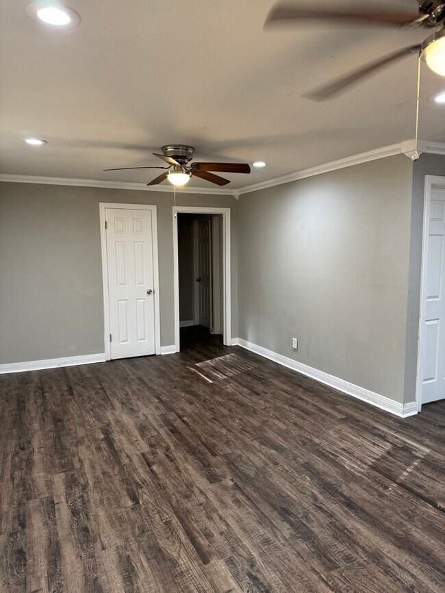 Building Photo - 3826 North Cedar St. North Little Rock AR ...