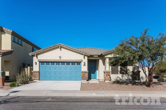Building Photo - 42246 W Balsa Dr