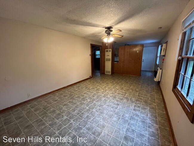 Building Photo - 2 br, 1 bath House - 4328 Banks Drive