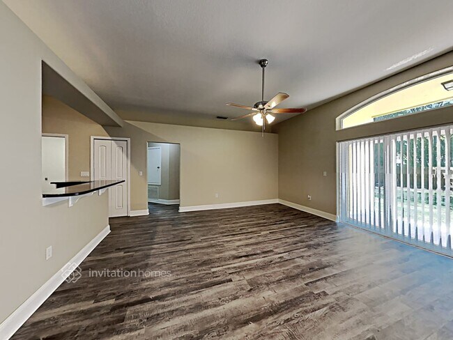 Building Photo - 3604 Warmspring Way