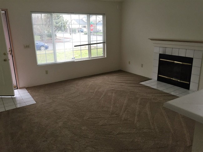 Foto del edificio - 3 br, 2 bath House - 395 S. Magnolia St
