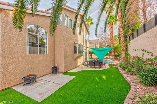 Building Photo - 2257 Pine Forest Ct