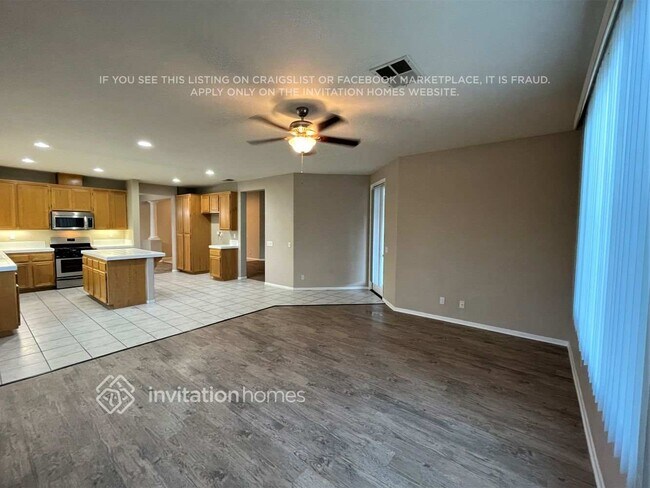 Foto del edificio - 31864 Feather Creek Dr