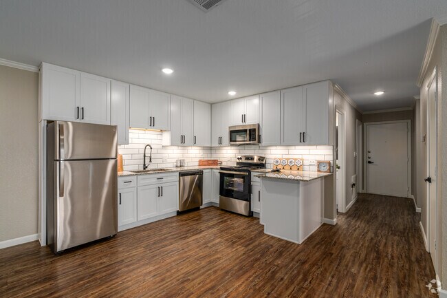 Interior Photo - Parkwood Terrace