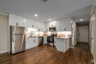 Interior Photo - Parkwood Terrace