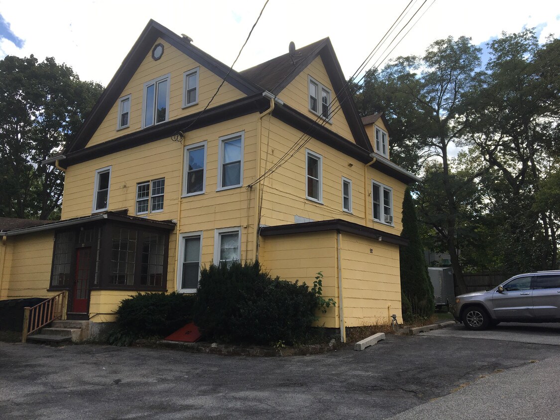 92 Roe Ave, Highland Falls, NY 10928 Apartments in Highland Falls, NY