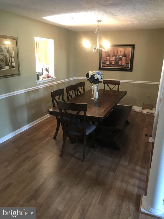 Foto del edificio - 2542 Stow Ct