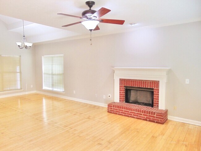 Foto del edificio - Beautiful Home for Lease!