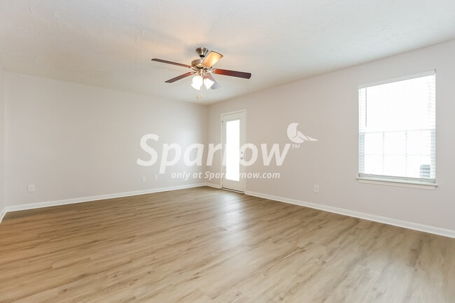 Building Photo - 4348 Aurora Circle #67