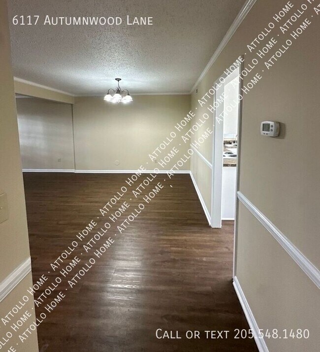 Foto del edificio - 6117 Autumnwood Ln