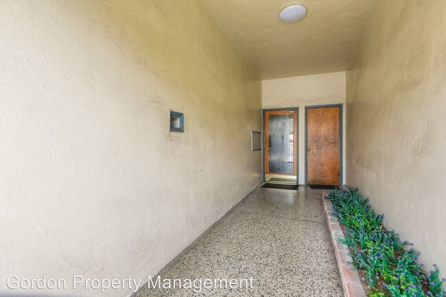 Foto del edificio - 326 32nd Ave