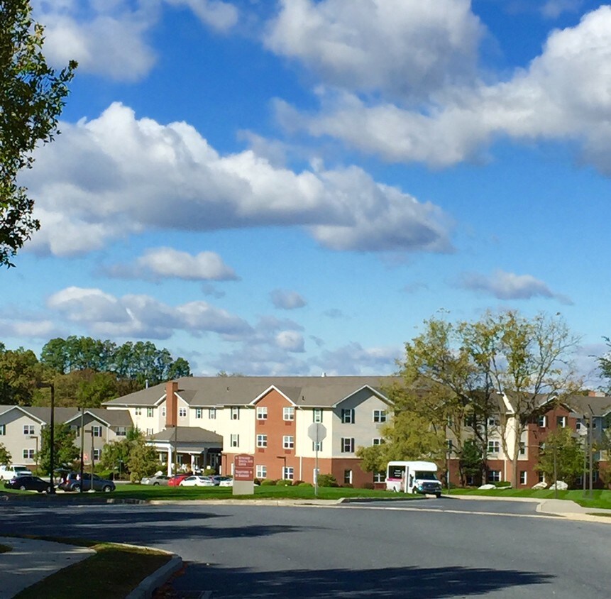 Foto principal - Traditions of Hanover - Independent Living