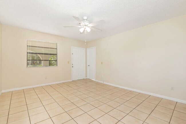 Building Photo - 5003 Garden Ave