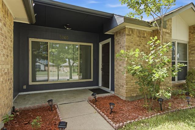 Foto del edificio - 5005 Frontier Ln