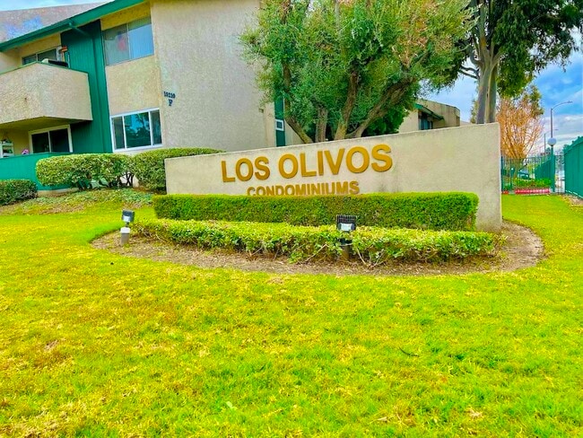 Building Photo - 15201 Santa Gertrudes Ave