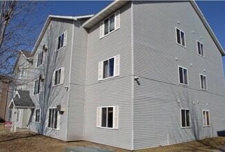 Building Photo - 216 West Ave