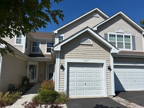 Building Photo - 1232 S Candlestick Way