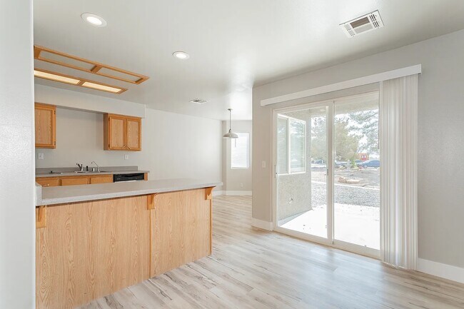 Foto del edificio - 1888 Big Horn St