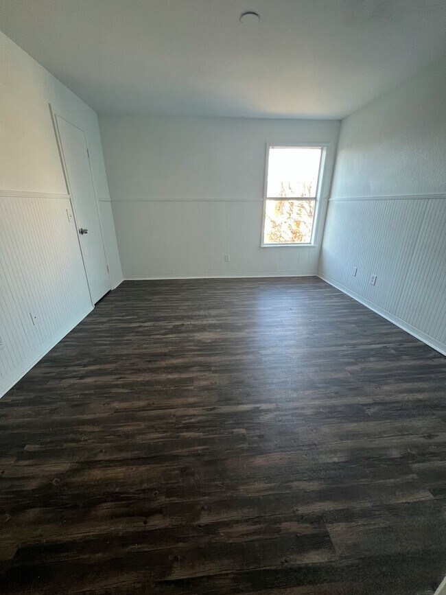 Foto del edificio - $500 OFF FIRST FULL MONTH 2 BEDROOM 2 BATH...