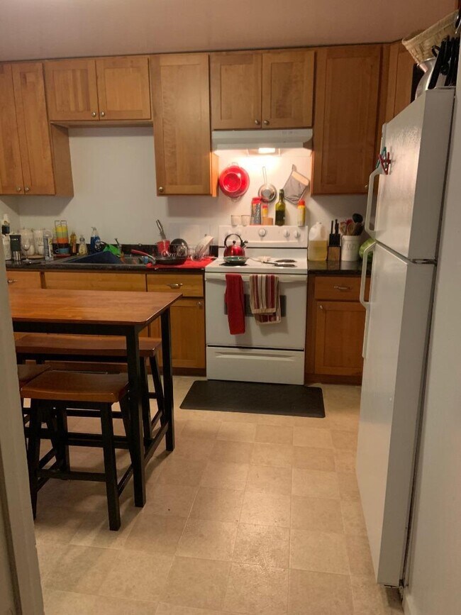 Foto del edificio - 325 Esplanade Ave