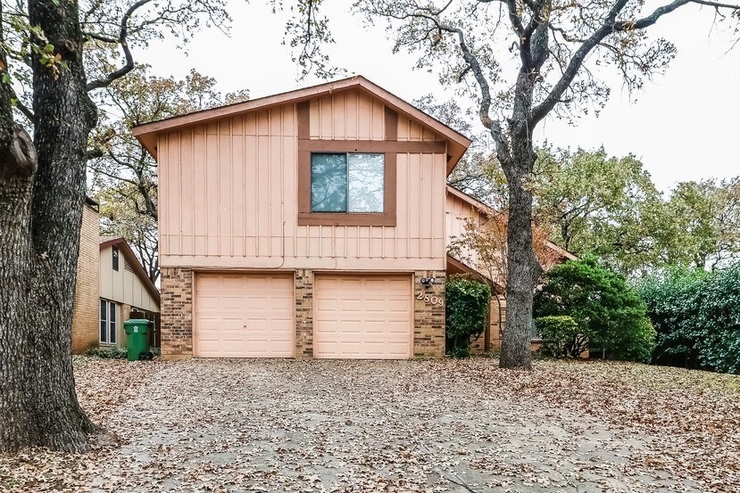 2809 Meandering Way, Bedford, TX 76021 House Rental in Bedford, TX