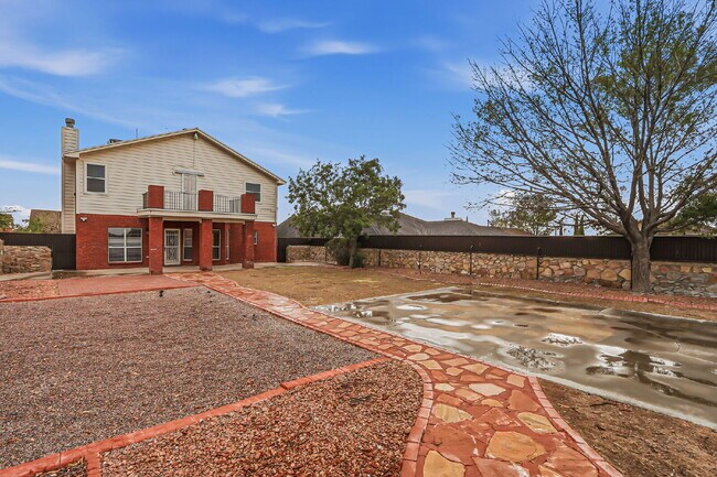Building Photo - For Rent – 3 Bedroom, 2.5 Bath Home with Mountain Views & Refrigerated Air