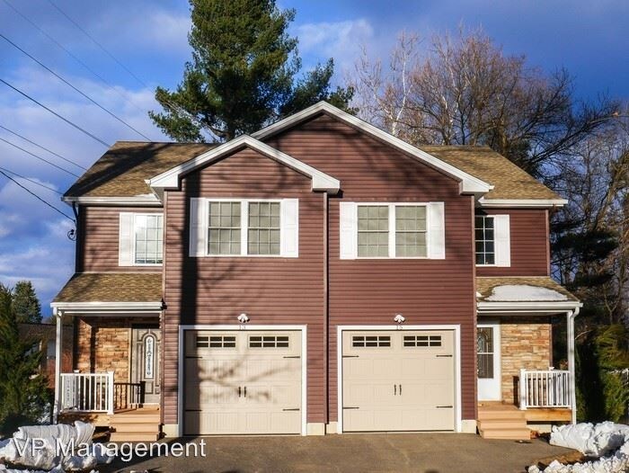 Primary Photo - 13-15 Sheri Ln