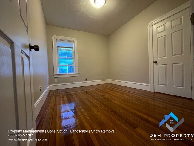 Foto del edificio - 216 Hope St