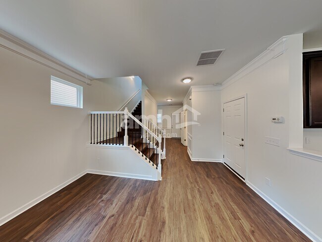 Building Photo - 301 Boulder Run