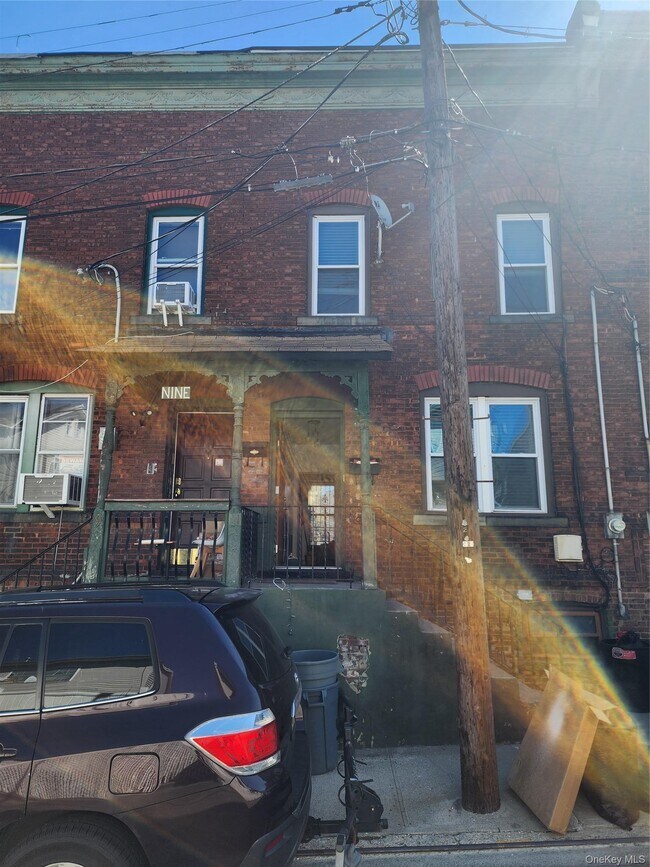 Foto del edificio - 11 Coonley Ct