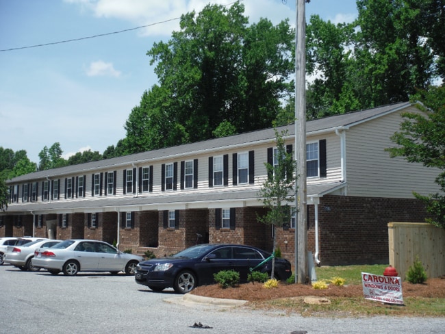 Building Photo - 3194 Charlie Williams Rd