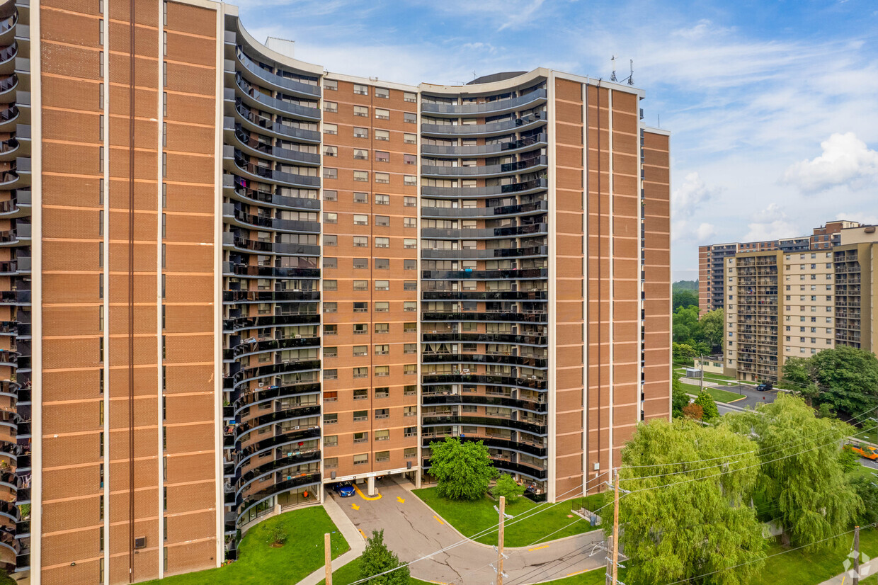 Primary Photo - Richview Terrace