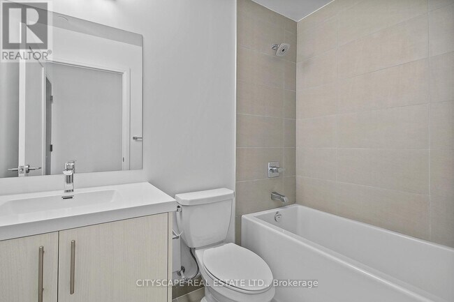 Photo du bâtiment - 286 Main St