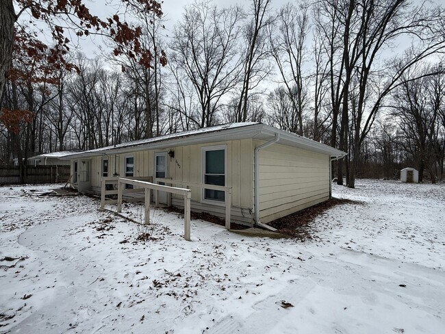 Foto del edificio - 6140 Scotch Blue Dr