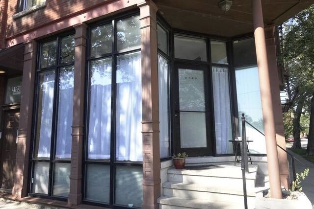 Foto del edificio - 2100 W Erie St