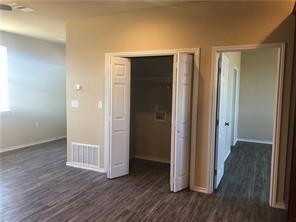 Building Photo - 1300 Hausman Dr