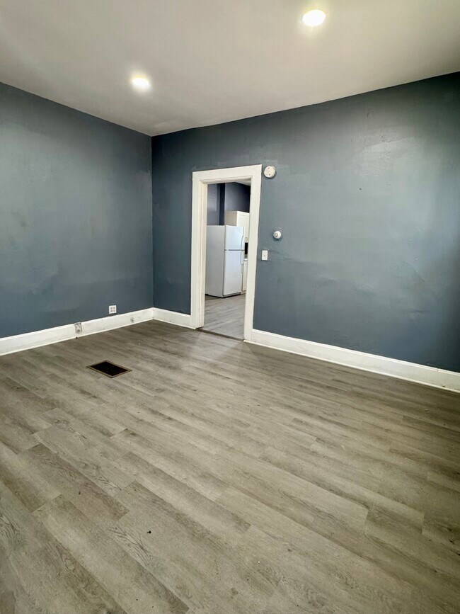 Foto del edificio - 1529 W 6th St