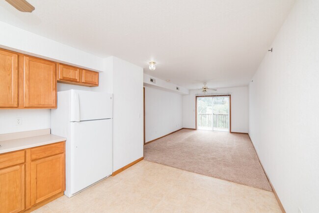 Foto del edificio - Pinnacle Heights Apartments