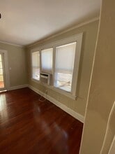 Building Photo - 801 23rd Ave N